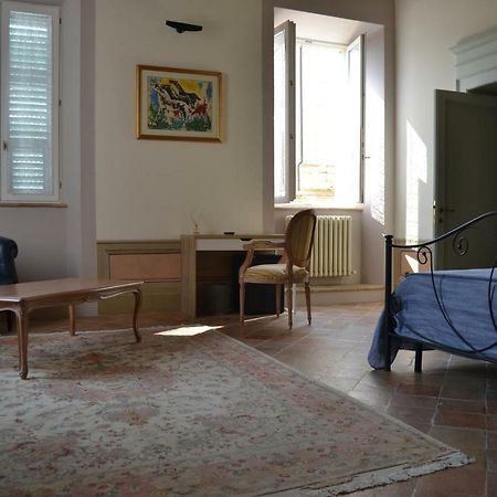 Palazzo Roberti Hotel Monte San Giusto Eksteriør billede