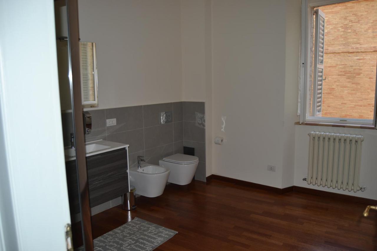 Palazzo Roberti Hotel Monte San Giusto Eksteriør billede